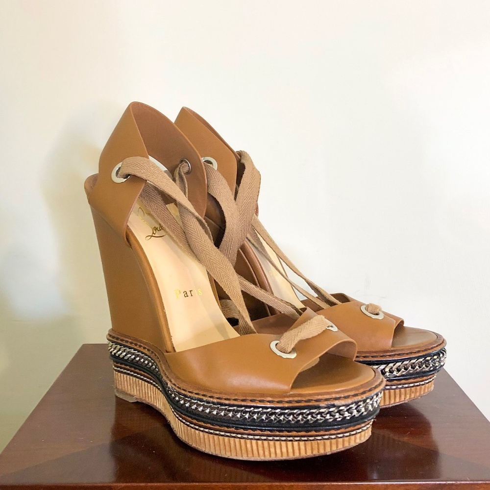 Christian Louboutin Tribuli ankle tie wedge - Picture 5 of 8